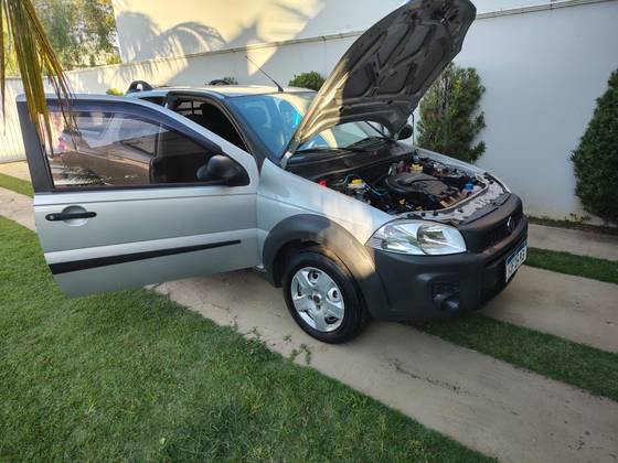 FIAT STRADA 1.4 MPI HARD WORKING CD 8V FLEX 3P MANUAL FIAT STRADA 1.4 MPI HARD WORKING CD 8V FLEX 3P MANUAL